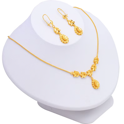 Trendy Women's  Necklace Pendant & Earrings Jewelry Set - 22k Gold Plated Brass